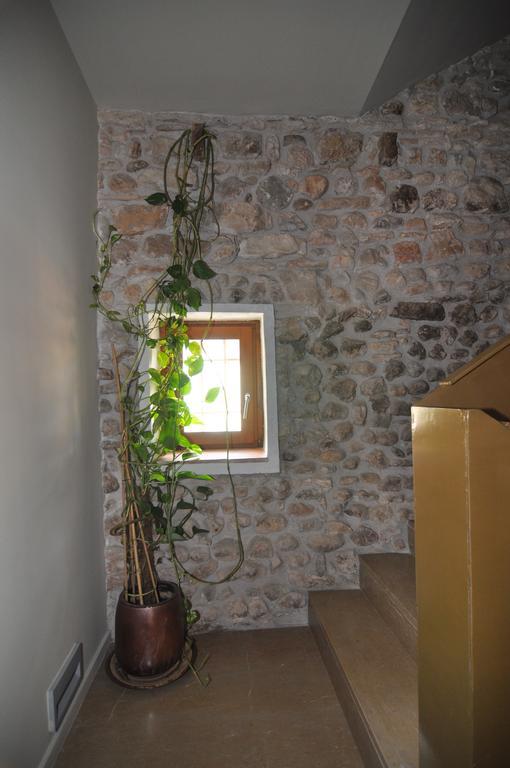 Restaurant & Rooms Cabrit Sant Mateu Exterior foto